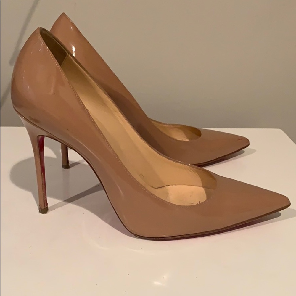 Christian Louboutin Nude Pumps Size 38